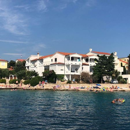 Croatia Mandreアパートメント エクステリア 写真