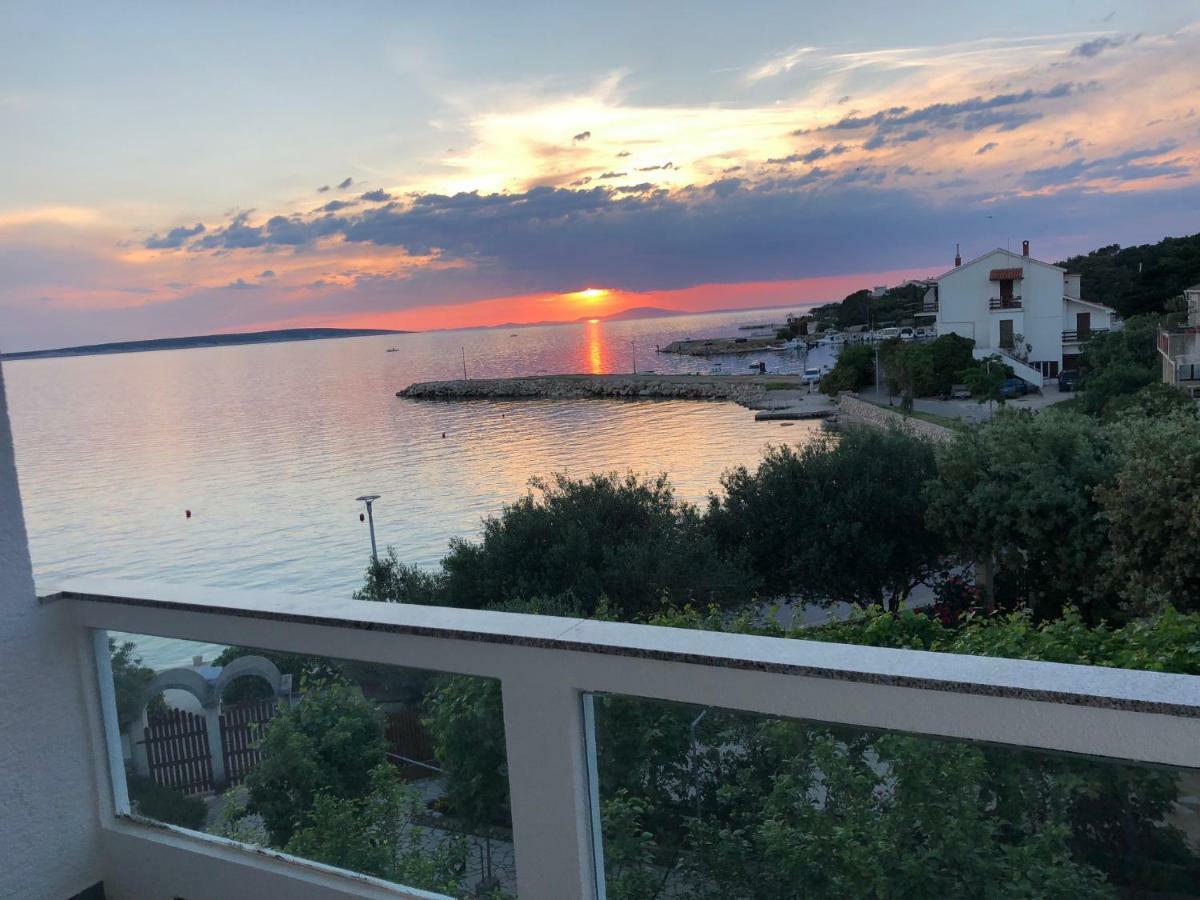 Croatia Mandreアパートメント エクステリア 写真